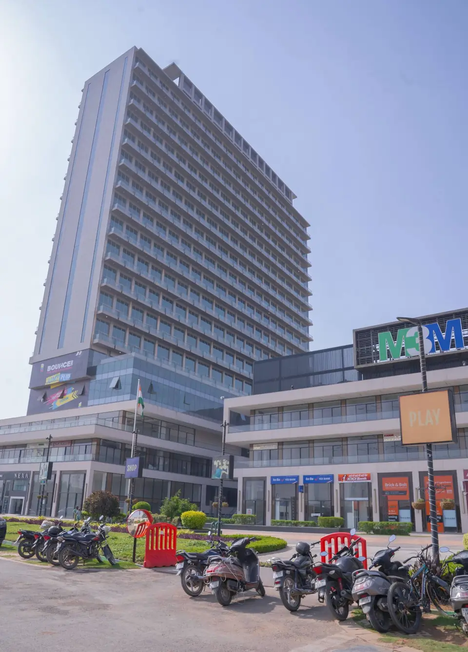 M3M Cornerwalk tower